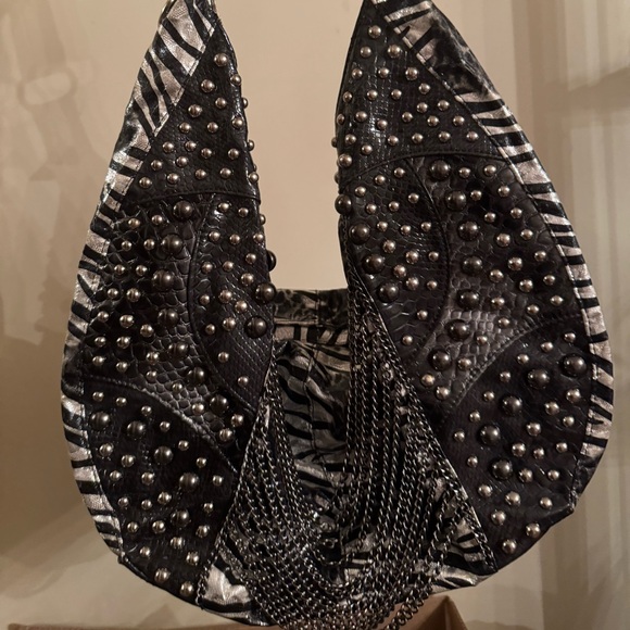 Purse - Picture 2 of 2